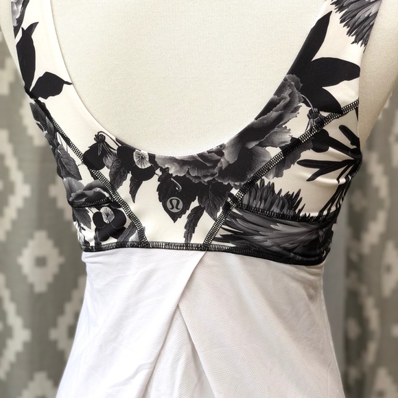 Ω Lululemon Athletics Floral Tank top - Picture 3 of 8